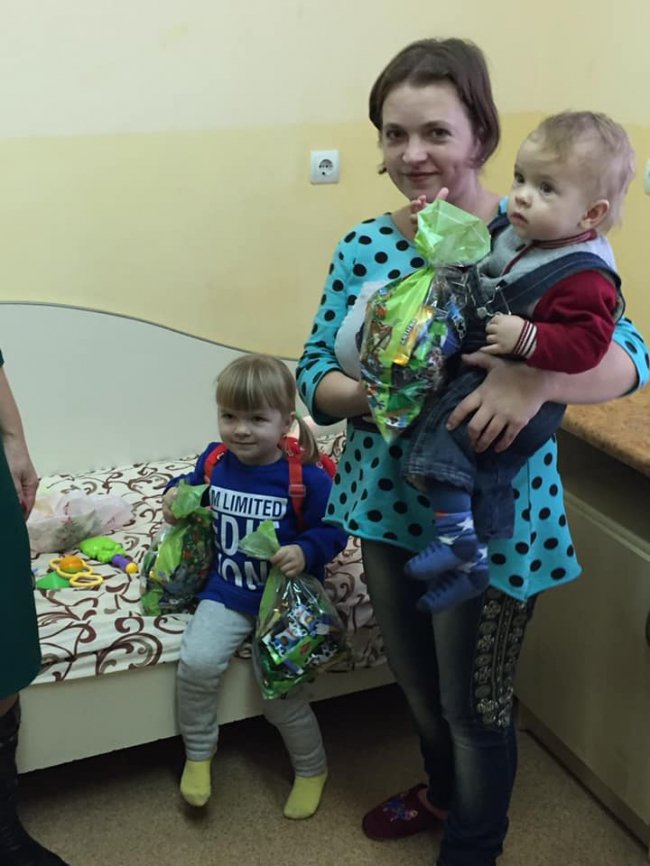 До маленьких пацієнтів волинської лікарні завітали «миколайчики»