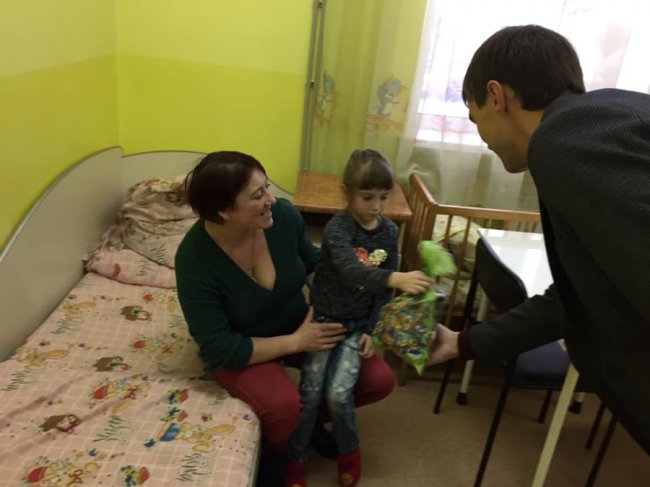 До маленьких пацієнтів волинської лікарні завітали «миколайчики»