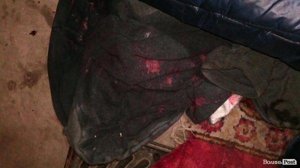 У Луцьку госпіталізували закривавленого чоловіка