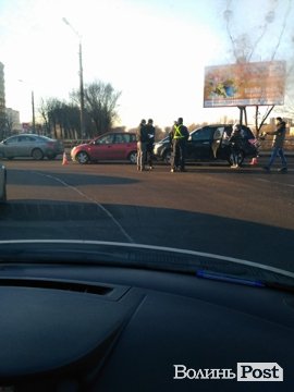 У Луцьку на Набережній - дві аварії. ФОТО