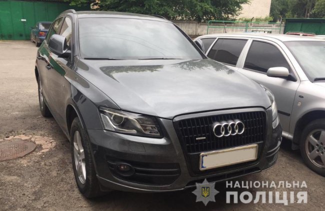 Затримали банду викрадачів елітних автівок у Луцьку. ФОТО