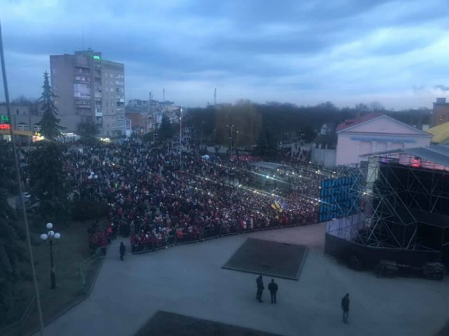 У Ковель приїхав Петро Порошенко. ФОТО. ВІДЕО