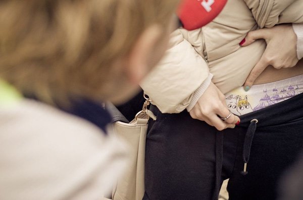 Півсотні людей проїхалося в київському метро без штанів. ФОТО. ВІДЕО