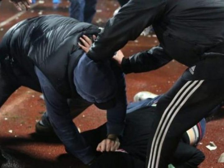 На Волині минулої ночі на заправці сталася масова бійка: один з учасників ударив поліцейського