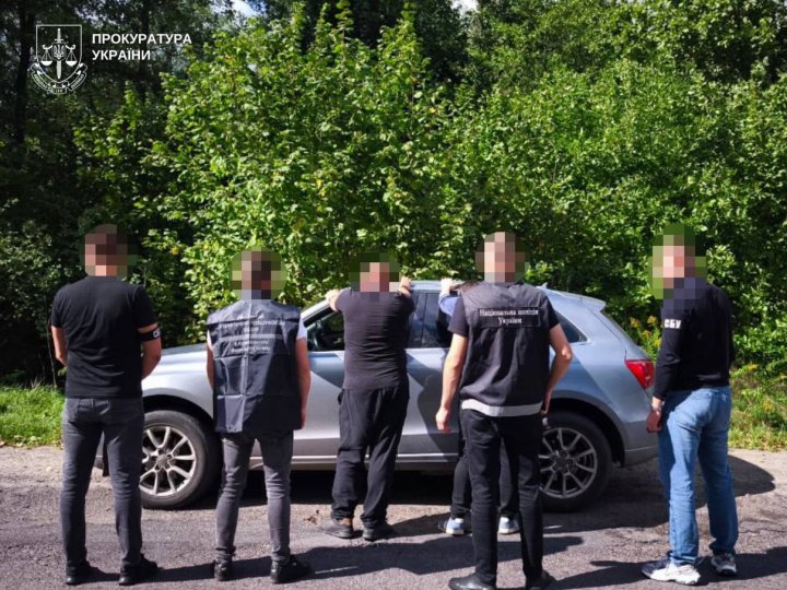 20 000 доларів - за виїзд до Румунії: на Волині затримали 40-річного киянина