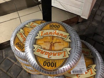 Через Волинь намагалися провезти контрабандний сир. ФОТО