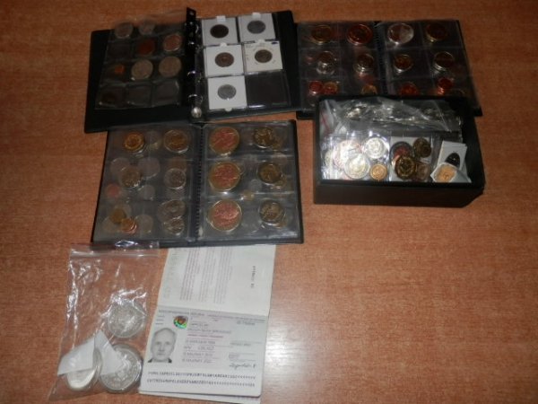 Поляки хотіли вивезти з України контрабандні монети. ФОТО