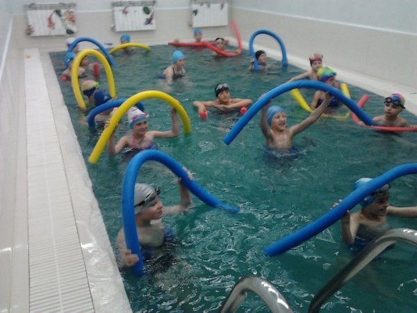 Микола Романюк допоміг знайти кошти на оздоровче обладнання для дітей. ФОТО*