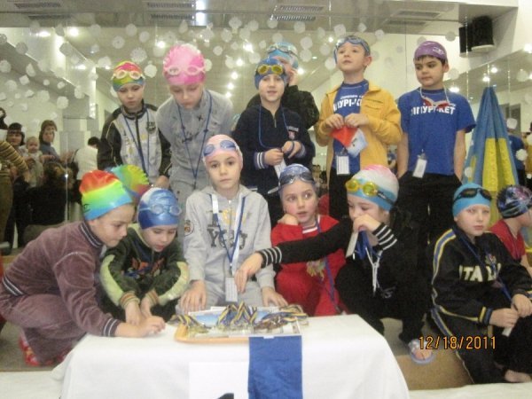 Микола Романюк допоміг знайти кошти на оздоровче обладнання для дітей. ФОТО*