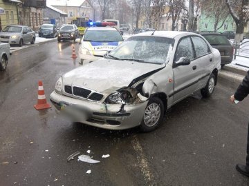 Неуважні волинські водії стали жертвами негоди на дорогах. ФОТО