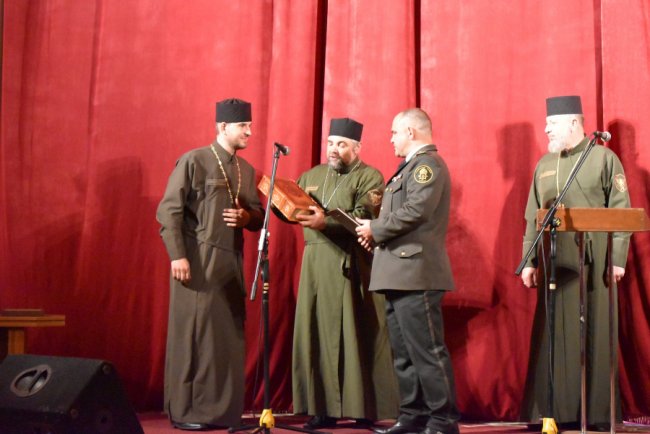 Як у Луцьку нацгвардійців вітали з ювілеєм. ФОТО