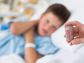 На Харківщині четверо дітей з'їли щурячу отруту, їх госпіталізували