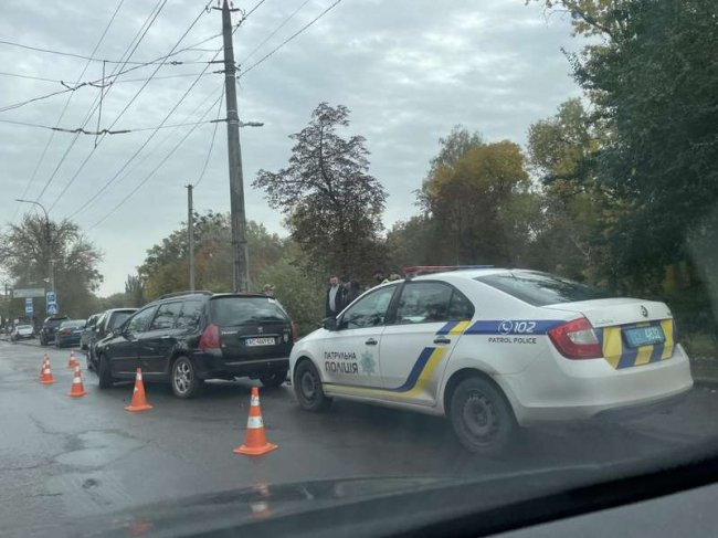 У Луцьку на вулиці Глушець - аварія та затор