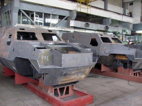 У Львові почали виробляти броньовані всюдиходи. ФОТО. ВІДЕО