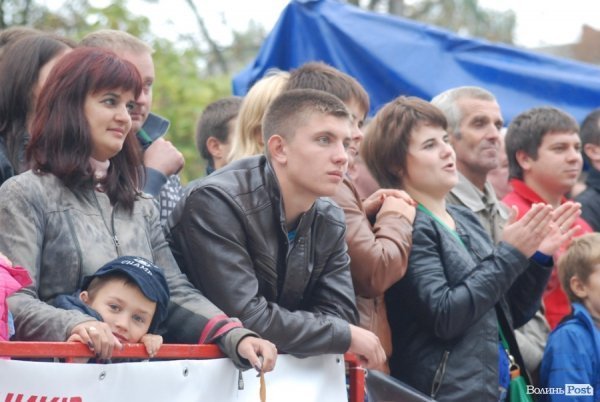 Як у Луцьку змагалися силачі. ФОТО