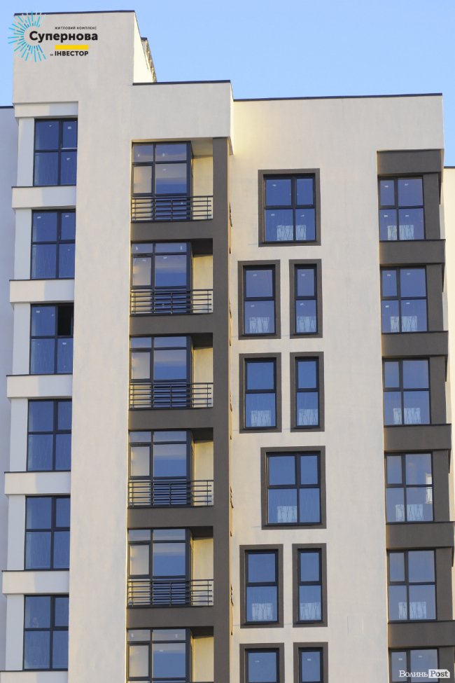 Звіт з будівництва ЖК «Супернова»: у четвертому будинку встановлюють вікна*