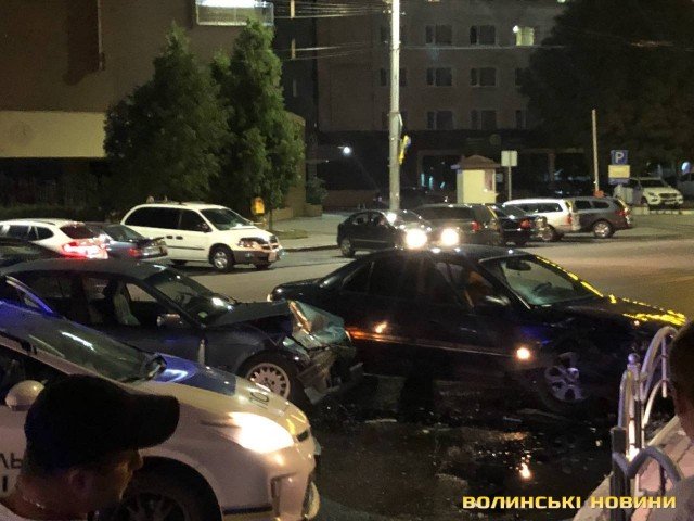 У самому центрі Луцька – аварія. ФОТО
