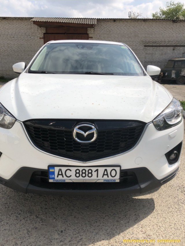 У Луцьку вночі викрали  Mazda