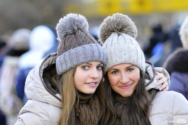 Любов на луцькому Євромайдані. ФОТО