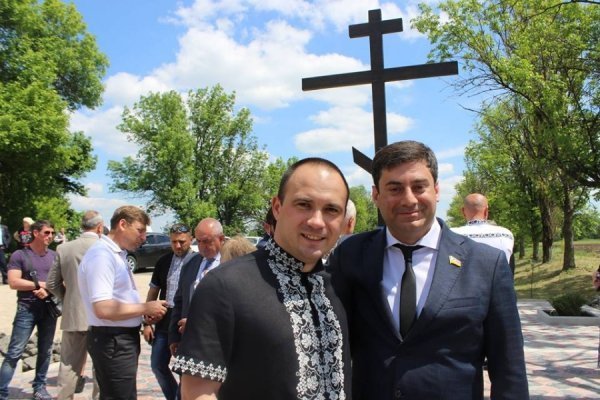 Луцька делегація повернулась з Волновахи. ФОТО