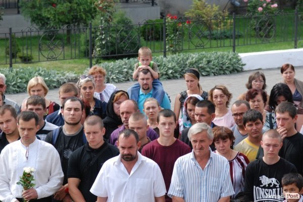 У Луцьку прощалися з загиблим бійцем «Азову». ФОТО. ВІДЕО