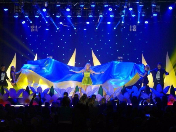 Ірина Федишин співала на концерті для волинських атовців. ФОТО