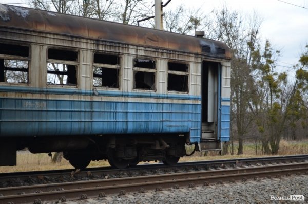 На Волині поїзд влетів у вантажівку і загорівся: подробиці аварії. ФОТО