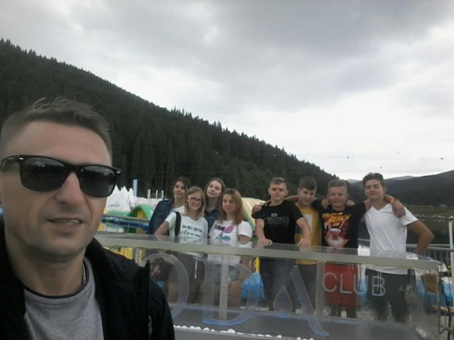 Юні луцькі спортсмени відпочивають в Буковелі. ФОТО