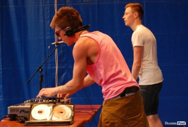 У День молоді в Луцьку був DJ-парад. ФОТО