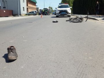 Під Луцьком велосипедист потрапив у ДТП: його госпіталізували