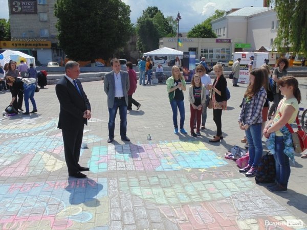 Центр Луцька розмалювали по-європейськи. ФОТО