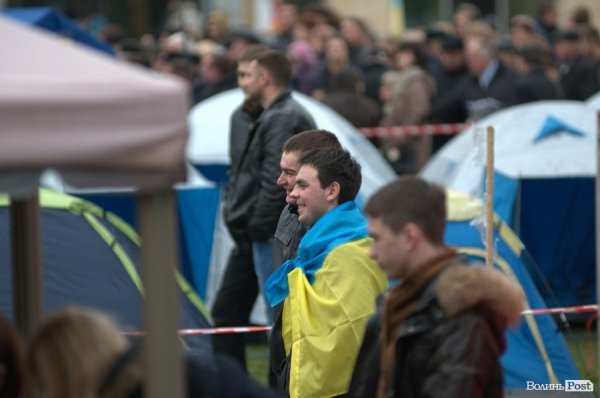 Народне віче «За європейську Україну!» в Луцьку. ФОТО