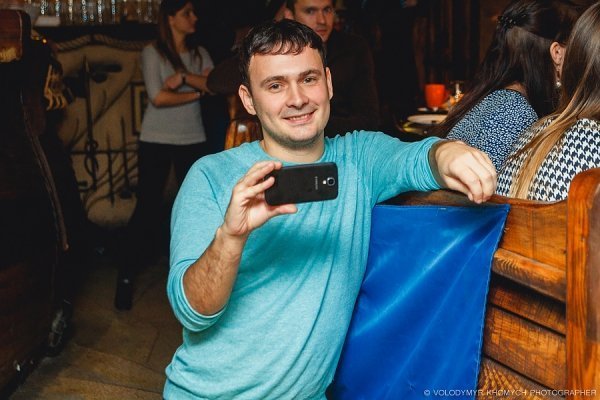 Як у Луцьку під час «Вечірки.UA» відбувалися «вибори». ФОТО