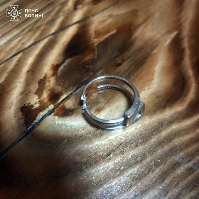 Лучанку з полону персня визволяли рятувальники. ФОТО