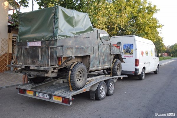 Волинські волонтери відправили «танк» в АТО. ФОТО. ВІДЕО