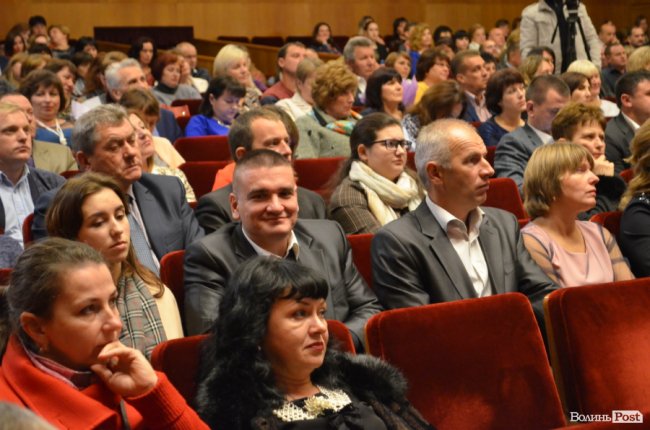 У Луцьку нагородили кращих освітян Волині. ФОТО