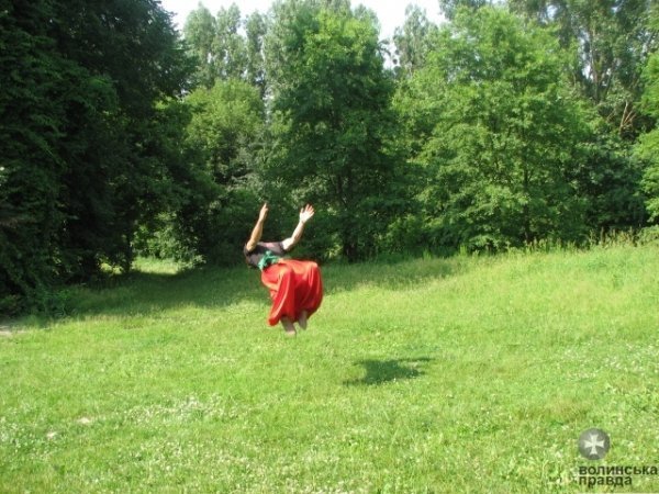 Під Луцьком козаки махали шаблями і стріляли з гармати. ФОТО