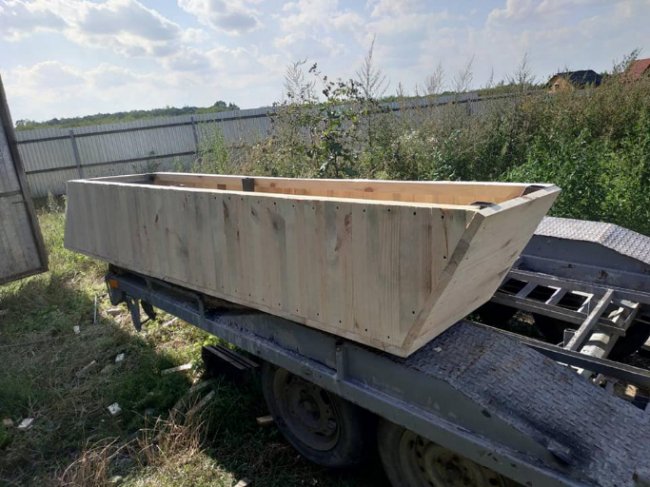 Під Луцьком встановлять лавку-гумку. ФОТО