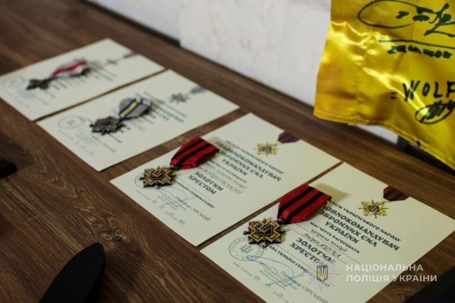 Волинським поліцейським-добровольцям, які захищають Україну, вручили відзнаки