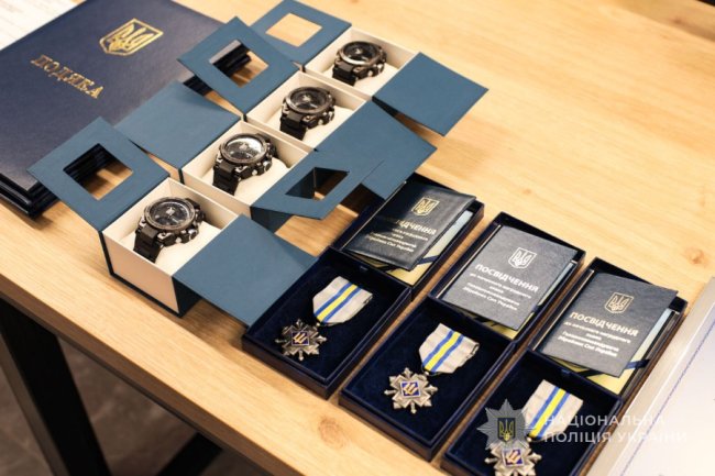 Волинським поліцейським-добровольцям, які захищають Україну, вручили відзнаки