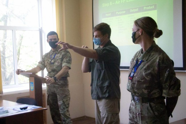 Україна і Британія відпрацьовують захист аеродромів за стандартами НАТО