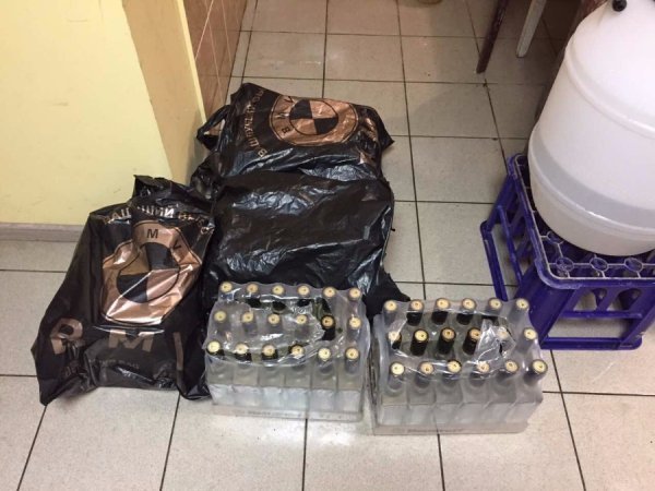 Під Луцьком викрили підпільний цех з виробництва горілчаного фальсифікату 