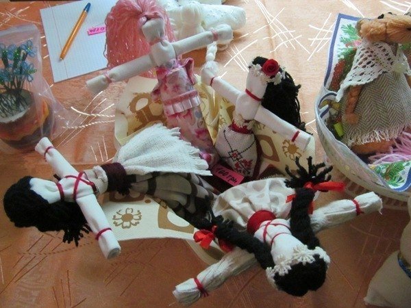 У Луцьку - благодійний аукціон хендмейду. ФОТО