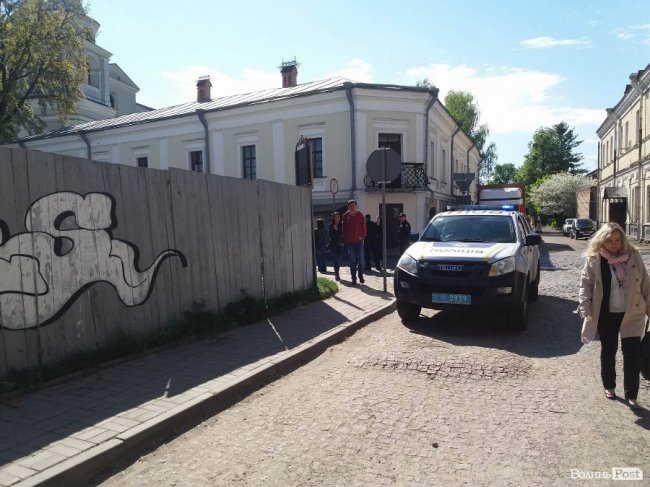 Спробували відновити скандальне будівництво у Старому місті. ФОТО