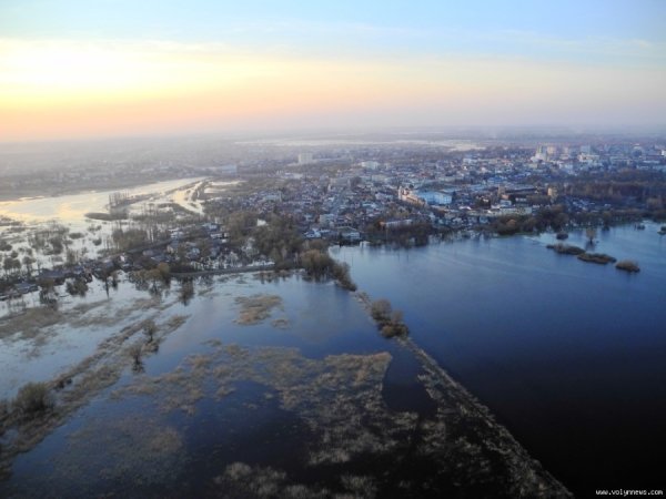Підтоплений Луцьк з висоти пташиного польоту. ФОТО