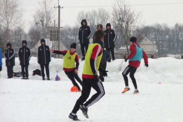 Як молодь і юніори «Волині» у сніговий футбол грали. ФОТО