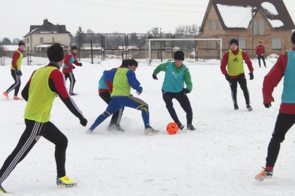 Як молодь і юніори «Волині» у сніговий футбол грали. ФОТО
