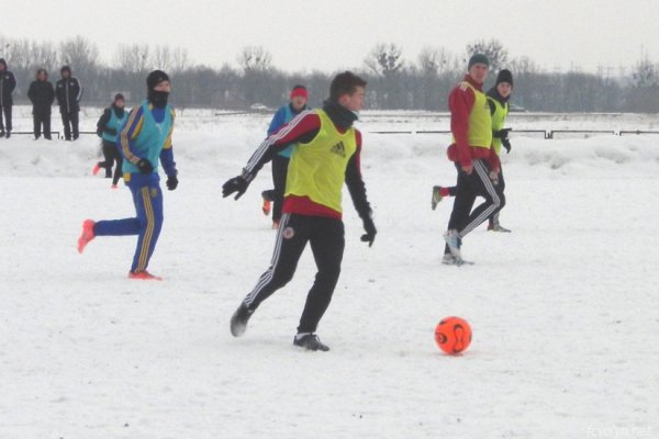 Як молодь і юніори «Волині» у сніговий футбол грали. ФОТО