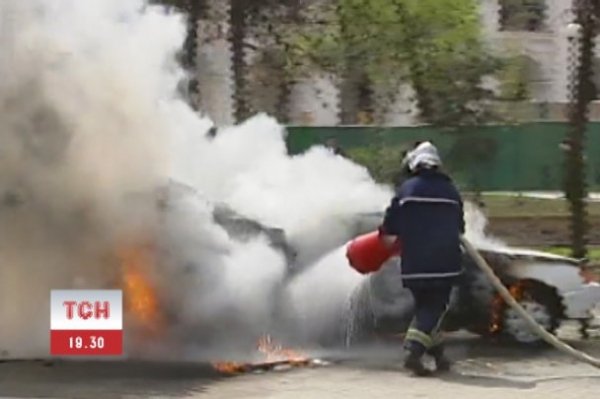 У Києві вибухнула автокавʼярня. ФОТО