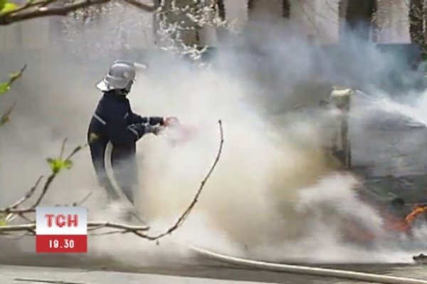 У Києві вибухнула автокавʼярня. ФОТО